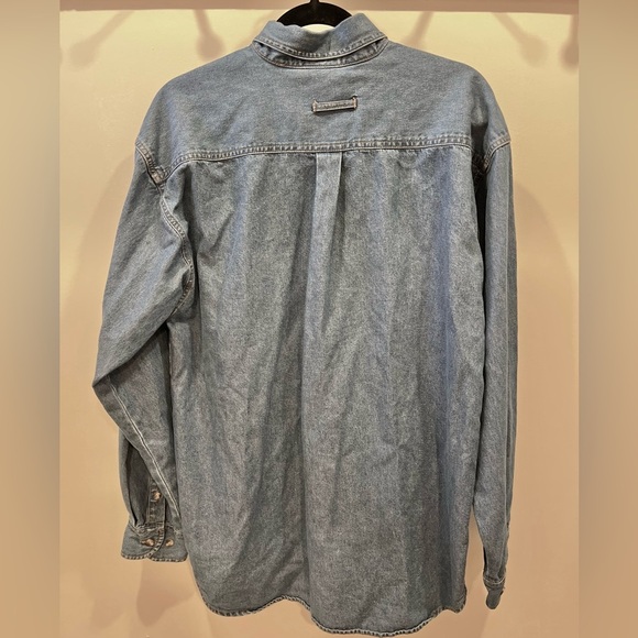 VINTAGE 90s DISNEY WORLD Animal Kingdom Embroidered Denim Button-Up - Picture 4 of 4